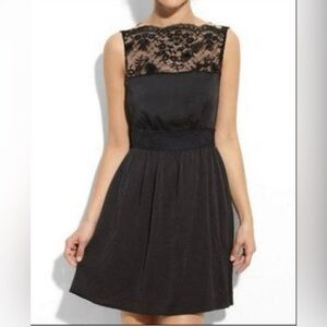 Free People dress size  XS black lace stunning cocktail dress 🖤🖤🖤‎